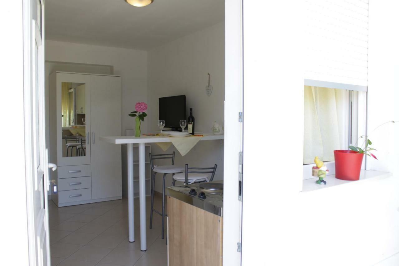 Adria Apartments Stobreč Εξωτερικό φωτογραφία
